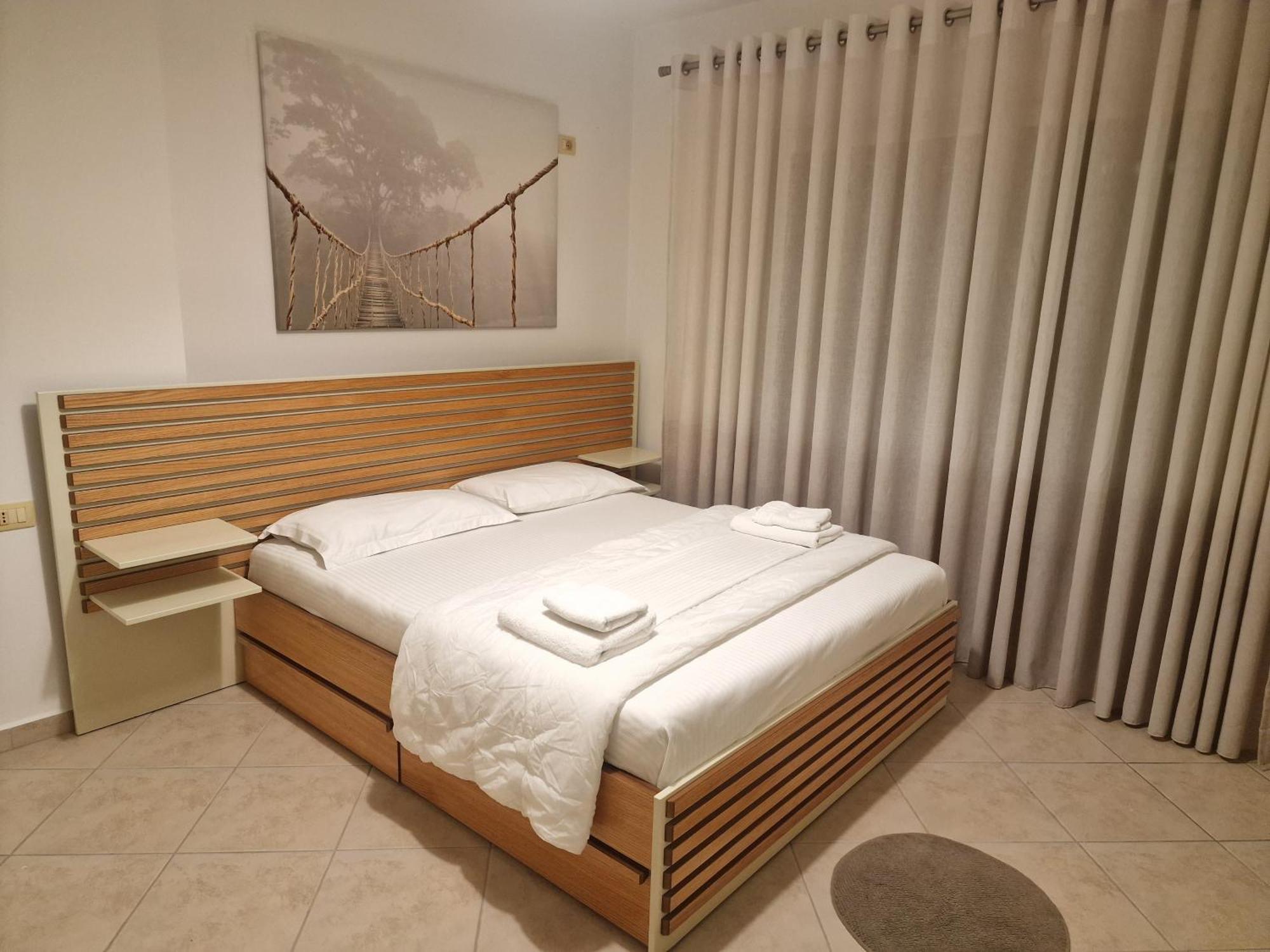 Beachfront Apartment Sarandë Eksteriør bilde